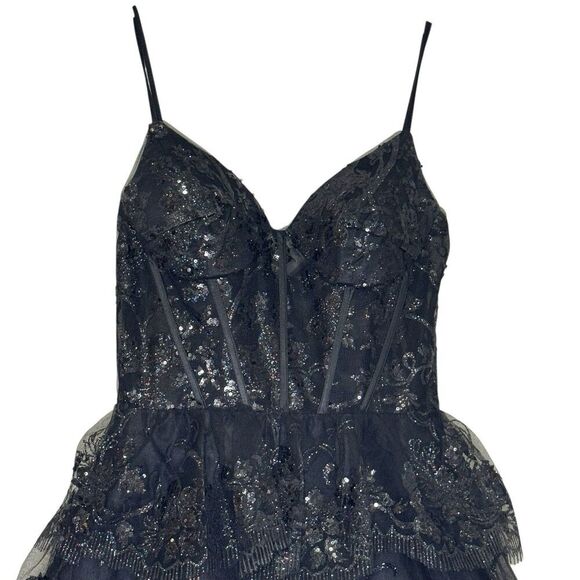 Ladivine by Cinderella Divine Ball Gown Formal Dress Prom Lace Tiered Size XS - Picture 6 of 13